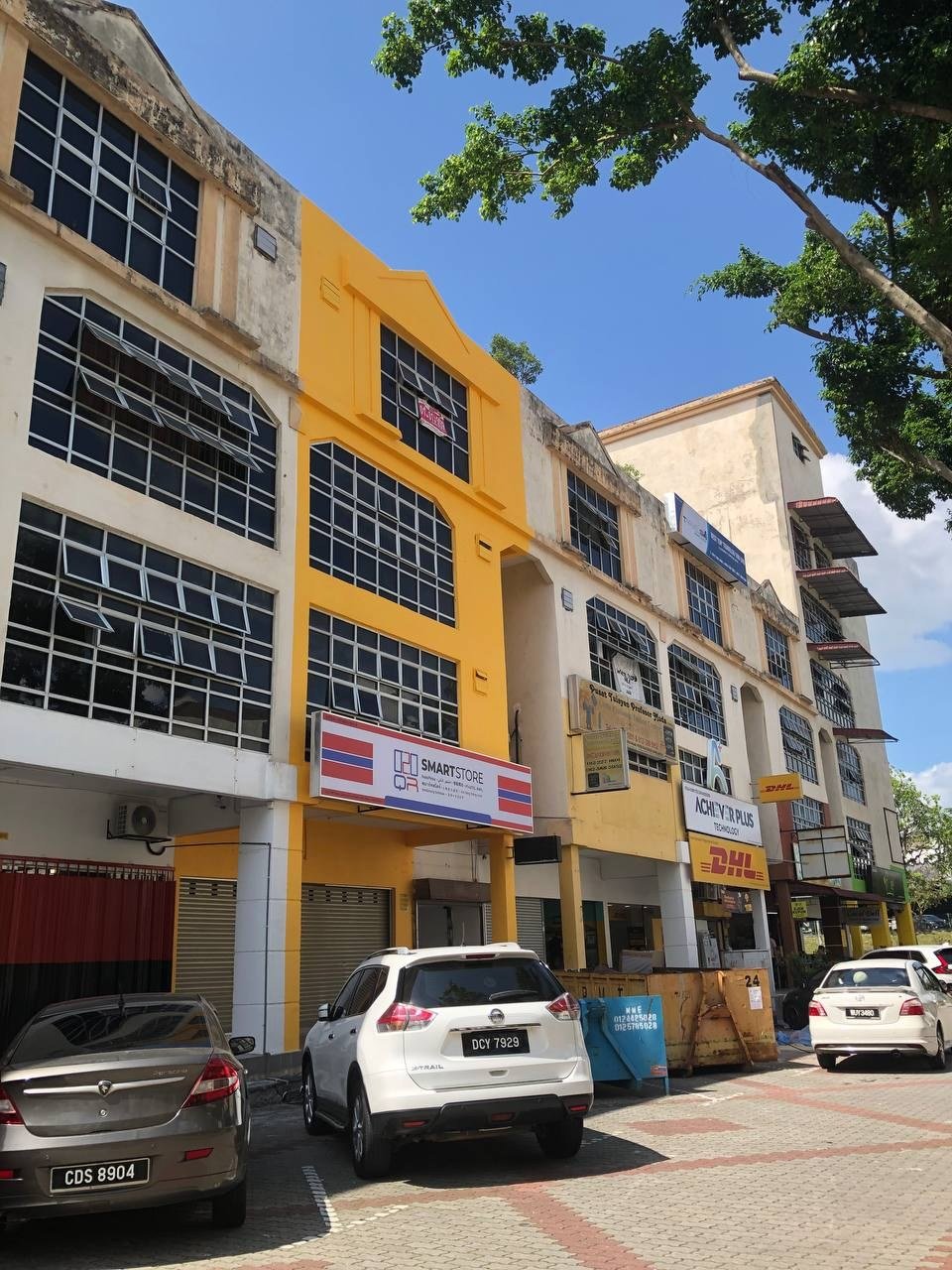 OFFICE LOT,