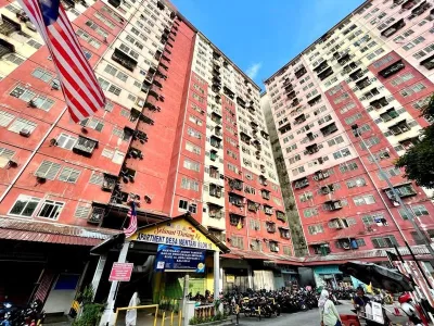 SP11 - RUMAH FLAT DI TAMAN DESA MENTARI PETALING JAYA UNTUK DIJUAL.
