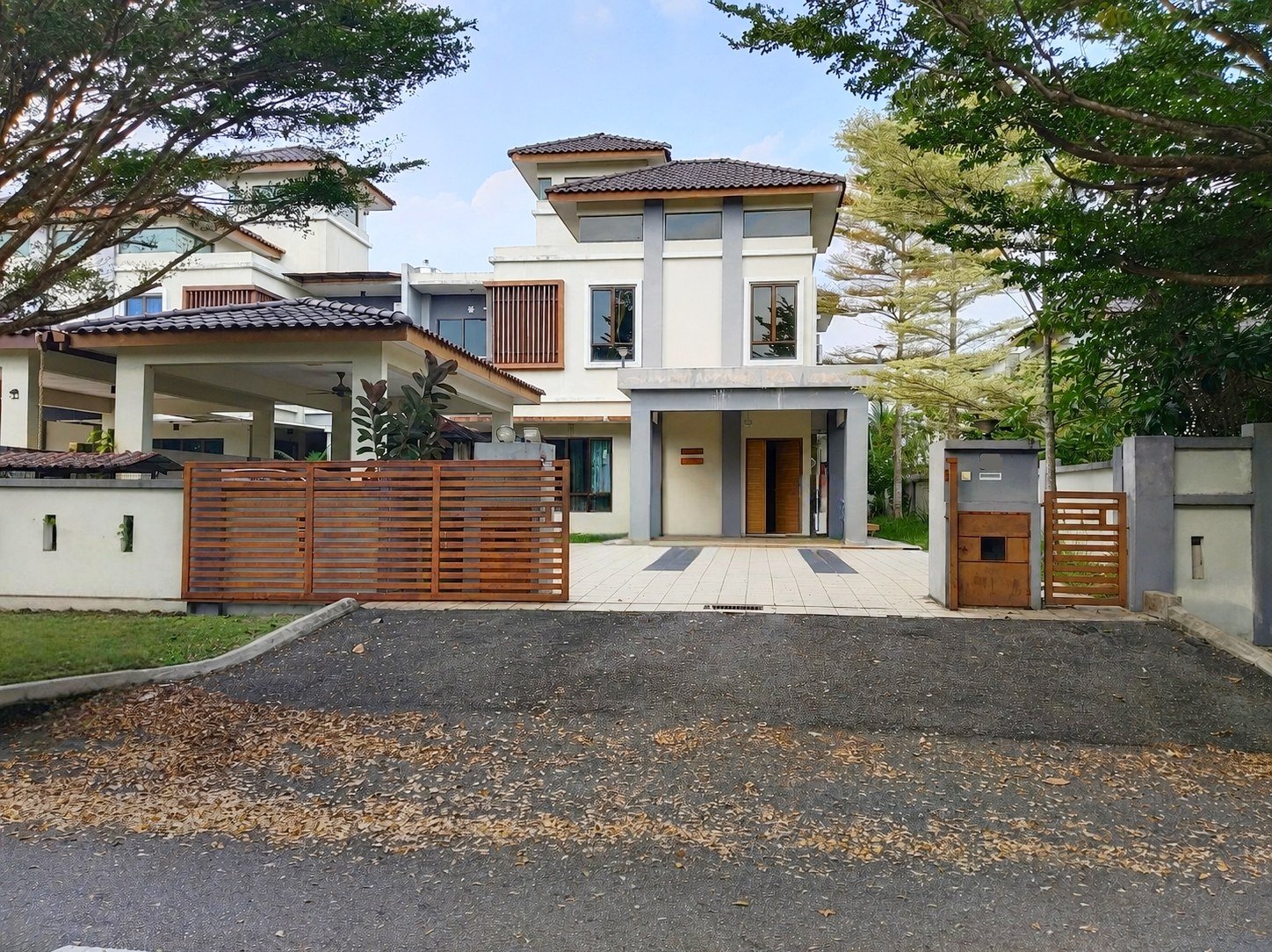 IVORY VILLA, Perdana College Heights