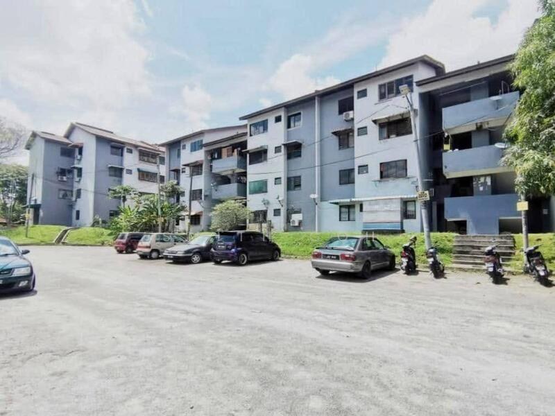 Flat Bandar Selesa Jaya
