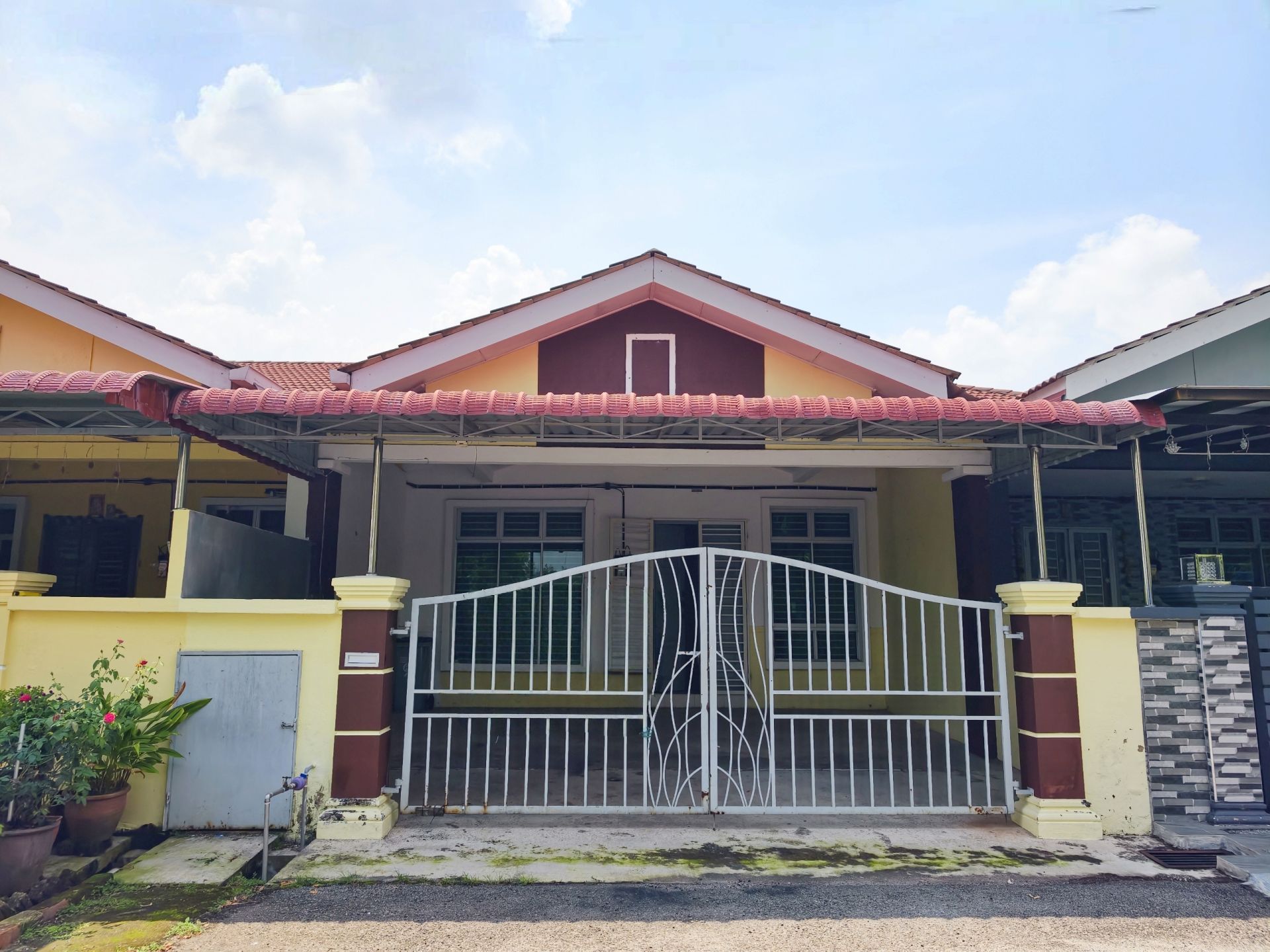 Teres Setingkat Merbau Lestari Jasin