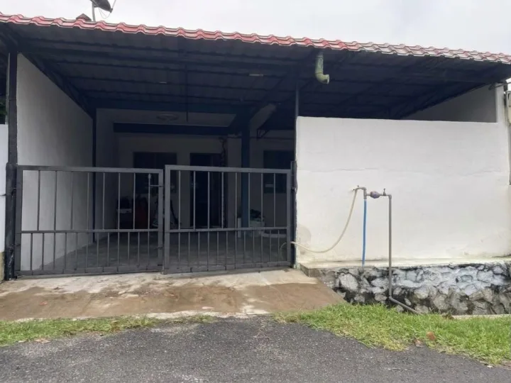TAMAN BUKIT MARGOSA (KITCHEN EXTENDED)