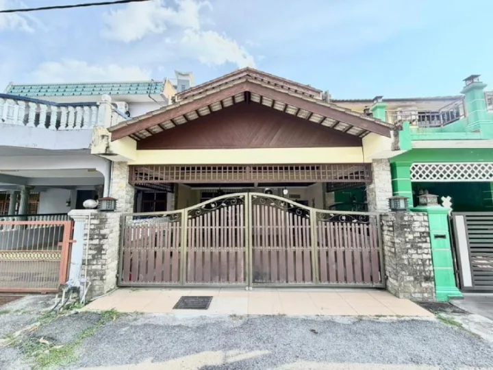 Freehold Renovated Teres 2 Tingkat Taman Nirwana, Klebang, Melaka