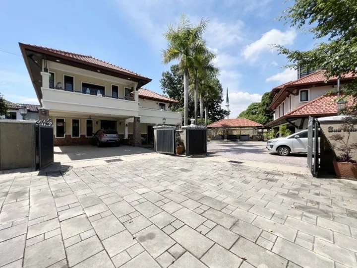 Rare Private Estate @ Taman Tasik Titiwangsa ±14,875 SQFT LAND | MAIN RESIDENCE