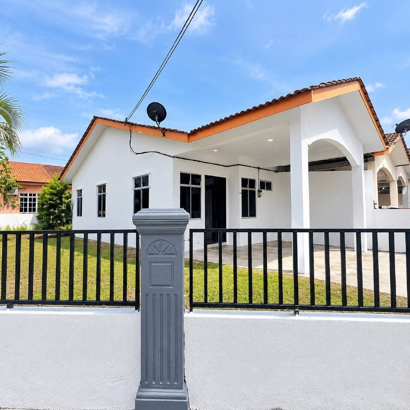 TAMAN SERI PERTAM CORNER LOT