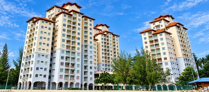 SEAVIEW APARTMENT SUNSHINE BAY RESORT