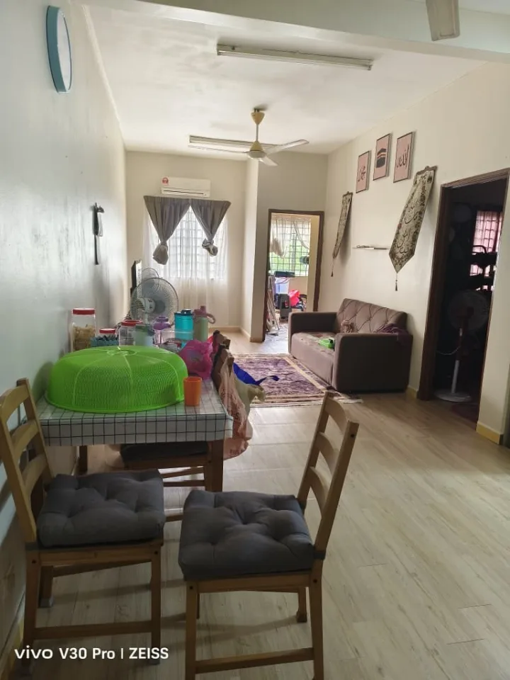 Pangsapuri Tasik Utama