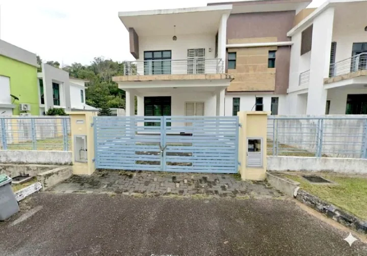 Semi-D 2 Tingkat Vista Kirana, Ayer Keroh, Melaka