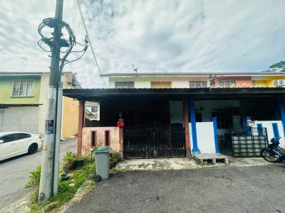 SP35 - RUMAH TERES 2 TINGKAT DI TAMAN DESA PAYA MENGKUANG GELANG PATAH JOHOR.