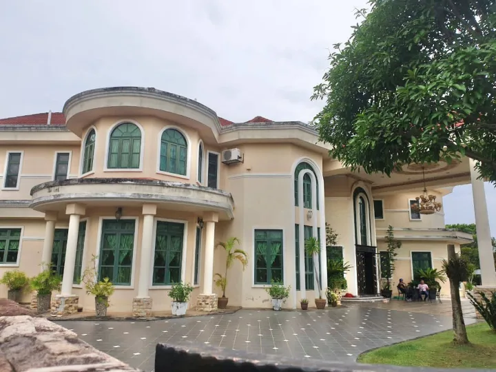 Fully Furnished, Double Storey Bungalow, Kota Warisan