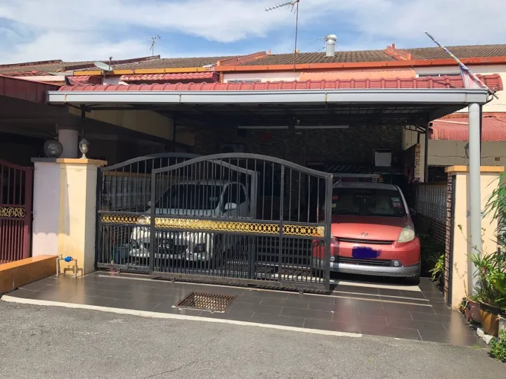 Double Storey Terrace, Taman Sri Putra, Banting