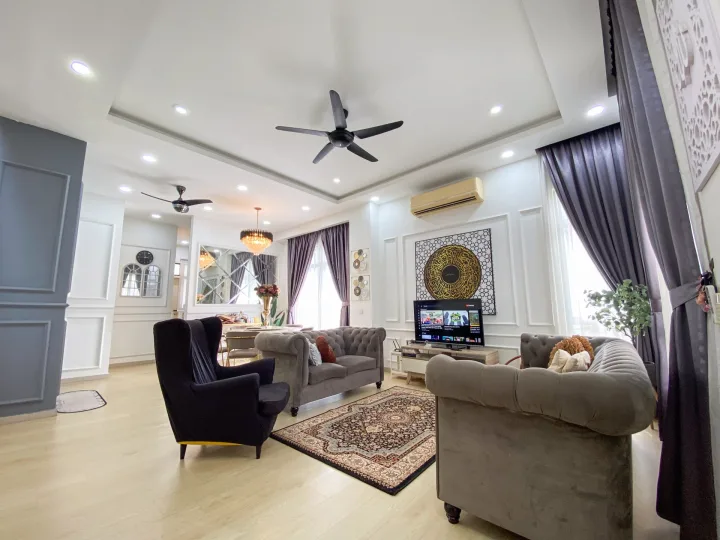 Fully Renovated 2-Storey Terrace (End Lot) | Garden Facing