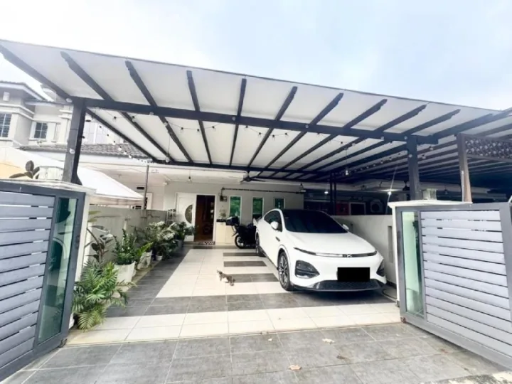 Facing Open Renovated Teres 2 Tingkat, Taman Cassia, Bandar Putera, Klang