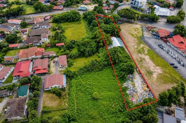 Tanah Komersial Freehold MCL 30,354 Sqft Bandar Melaka, Melaka