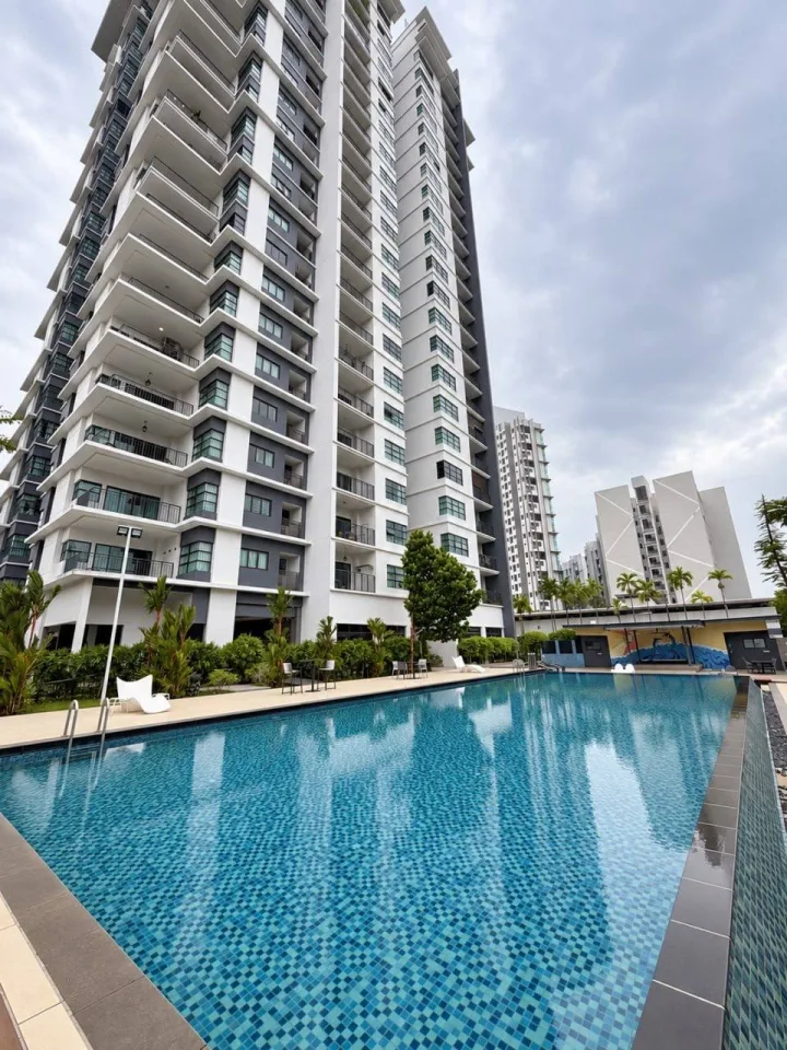 PANORAMIC VIEW - Ujana Executive Apartment @ Iskandar Puteri