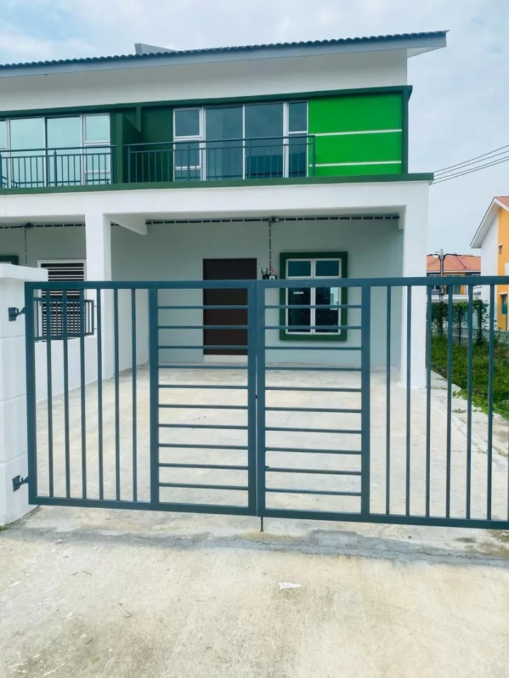 Teres 2 Tingkat End Lot, Bandar Scientex Jasin Presint 1
