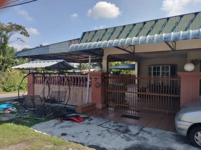 SP153 -Taman Medan Bakri Muar. Rumah Teres Setingkat Corner Lot Untuk Dijual.
