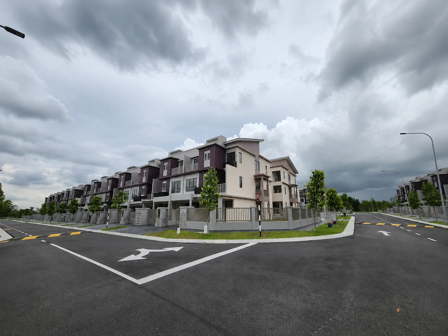 LOWER UNIT TOWNHOUSE THE STRATA, BANDAR PUTERI BANGI