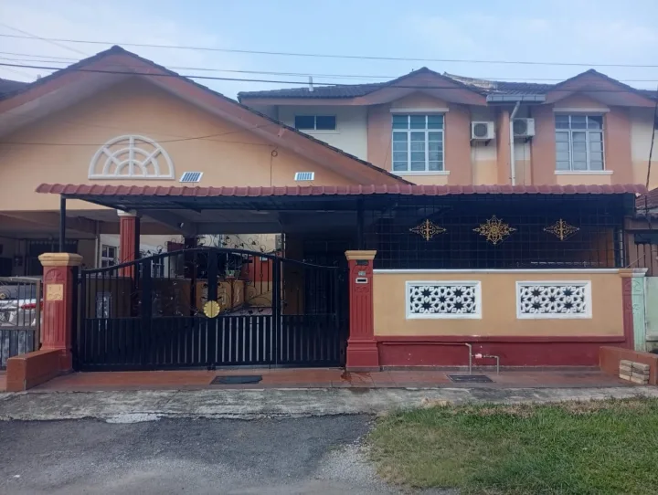 TAMAN BANDAR BARU