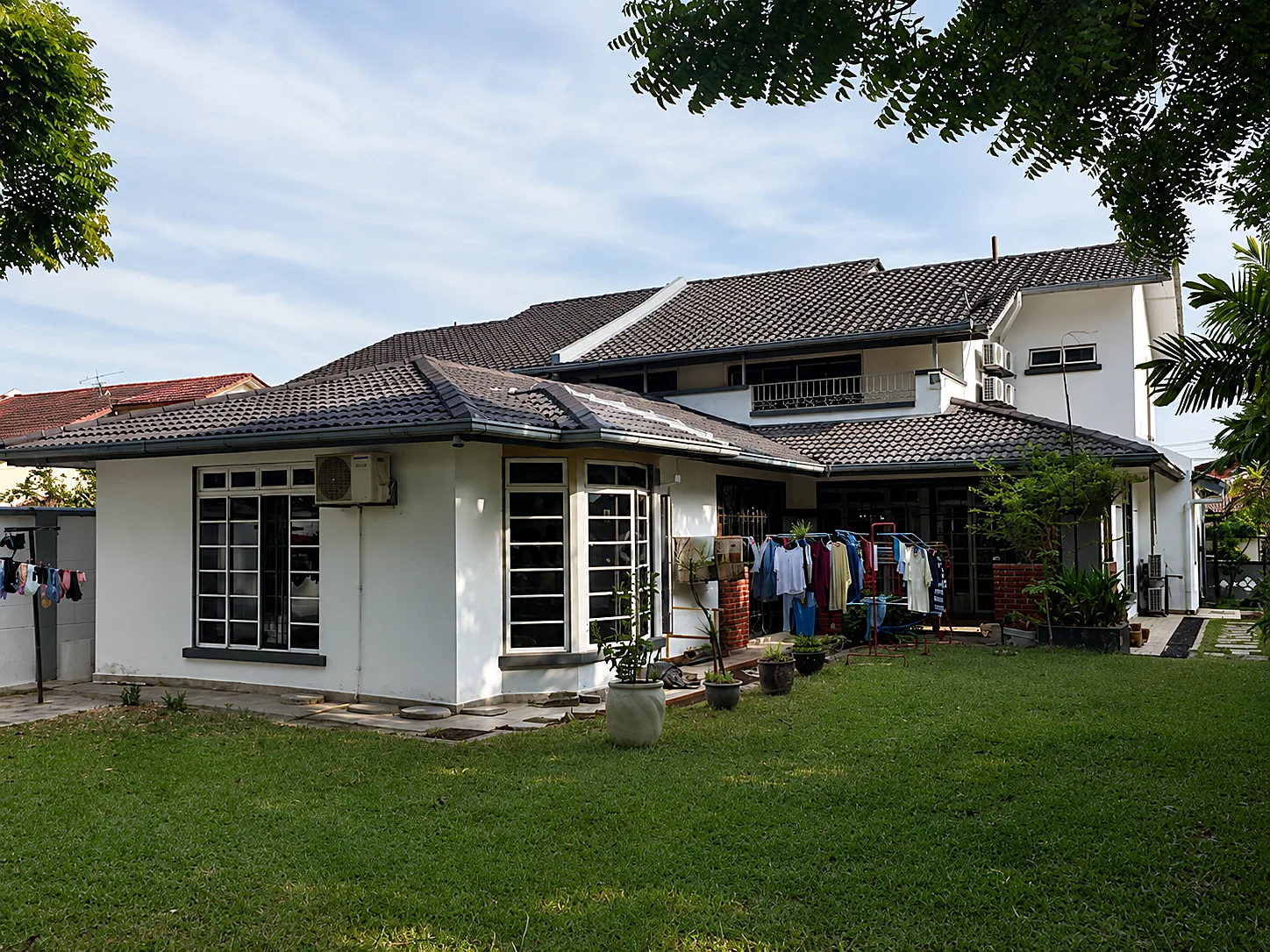 EXCLUSIVE 7-BEDROOM SEMI-D SS4A KELANA JAYA