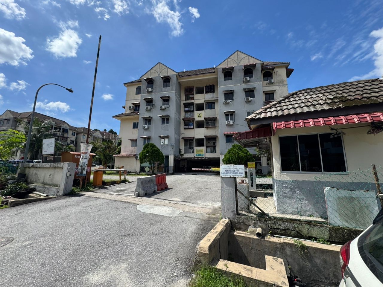 Ria Apartment Taman Daya Kepong