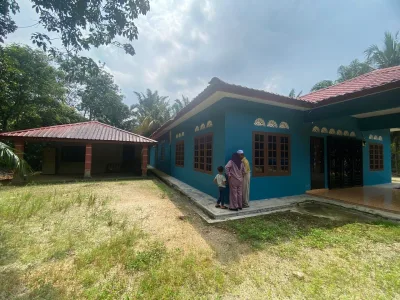 SP42 - TANAH PERTANIAN 2 EKAR BERSERTA SEBUAH RUMAH DI KAMPUNG SRI MERANTI.