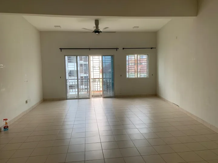 Embun Residence Apartment Puncak Saujana Kajang - Bumi Lot 1367 Sqft