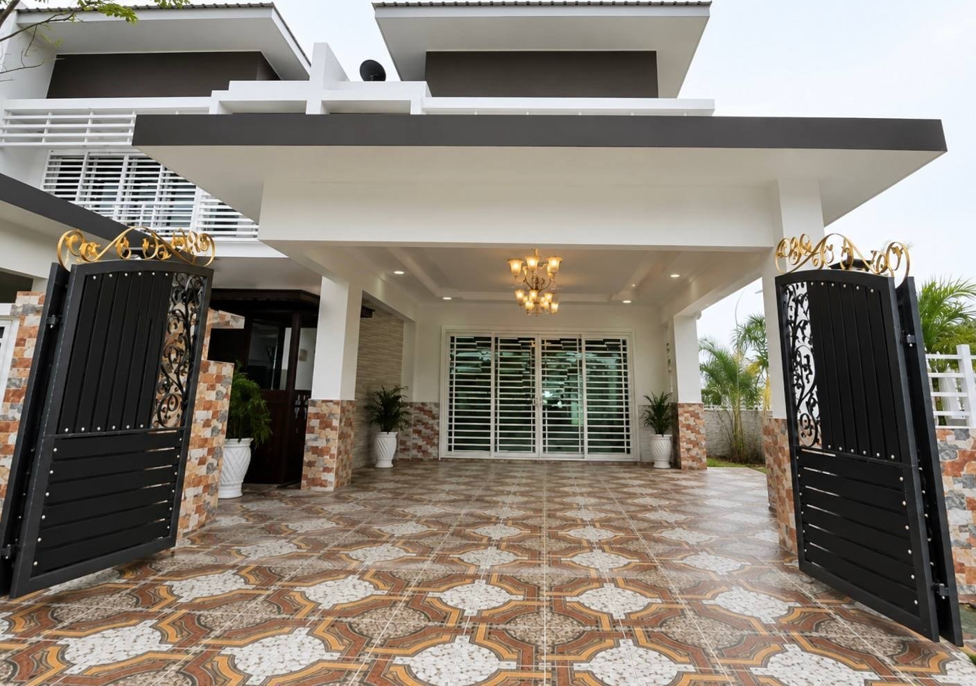 Double Storey Endlot Freehold Laman Azalea Nilai