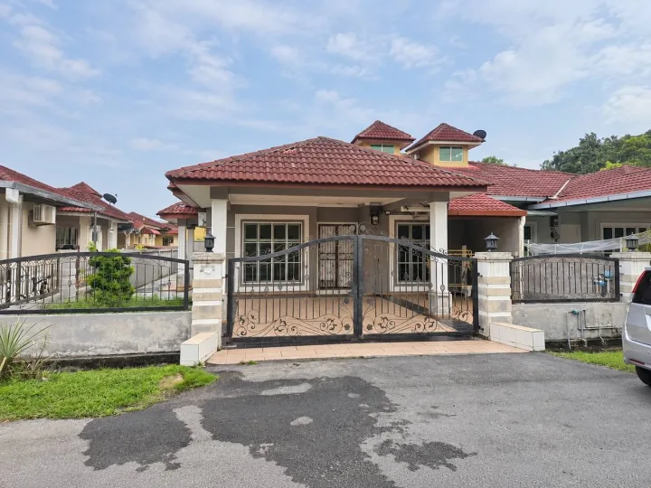 NON BUMI | Rumah Semi D Setingkat Tama Paya Rumput Indah