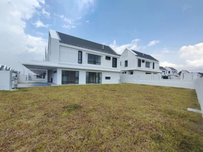 Biggest Corner Lot || Two Storey Semi-D || The Eighth Elmina Green